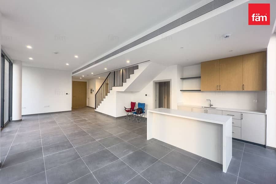 Near Amenities Corner Villa June ARIII - Image 35