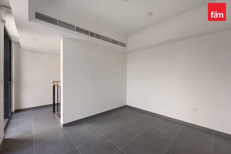 Near Amenities Corner Villa June ARIII - Image 39