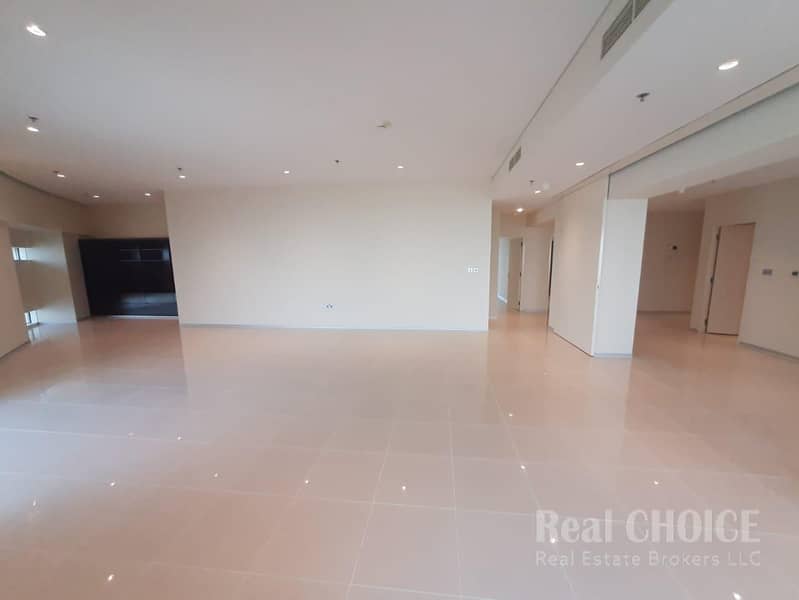 Ready to move 3bhk | Apartment |Park Place Tower