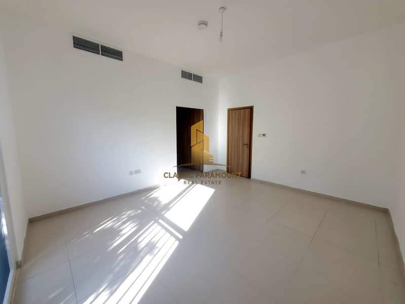 Vacant | Near Pool and Park | Ready to Move