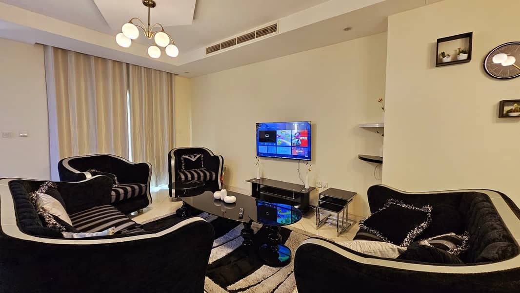 11k/-pm including bills, furnished 3bhk villa/big yard