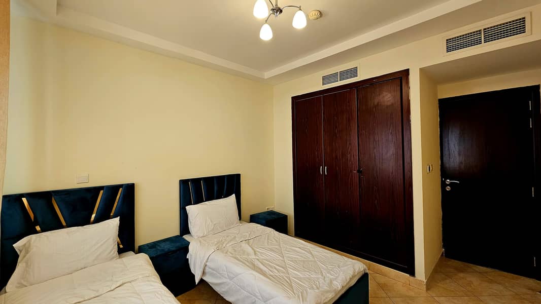 11k/-pm including bills, furnished 3bhk villa/big yard - Image 6