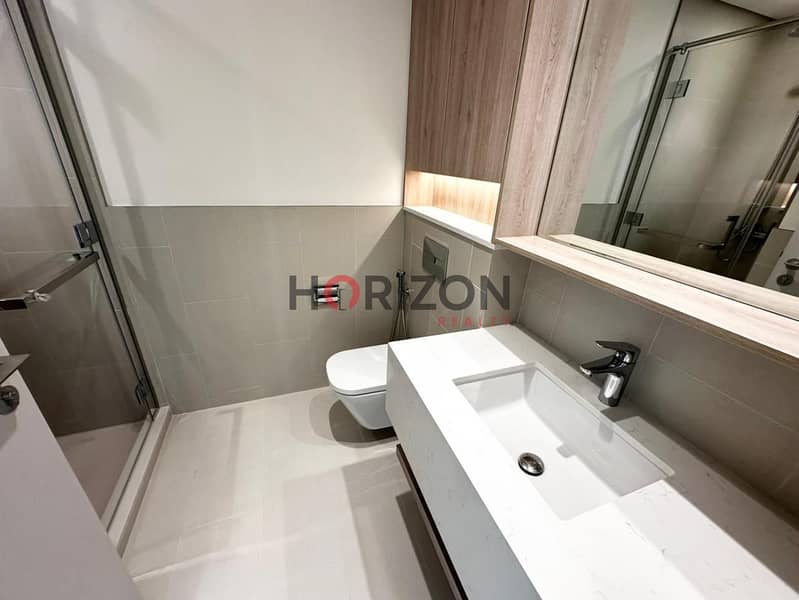 Direct Park view | High Floor | Vacant - Image 7