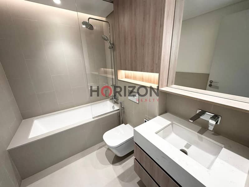 Direct Park view | High Floor | Vacant - Image 8