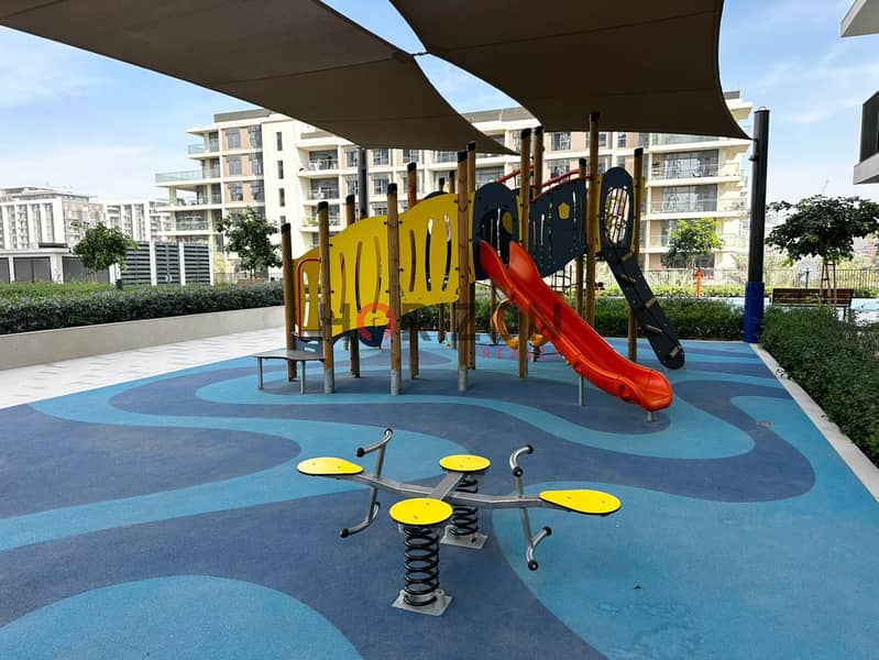 Direct Park view | High Floor | Vacant - Image 15