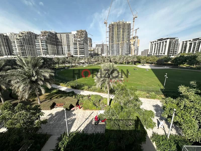 Direct Park view | High Floor | Vacant - Image 11