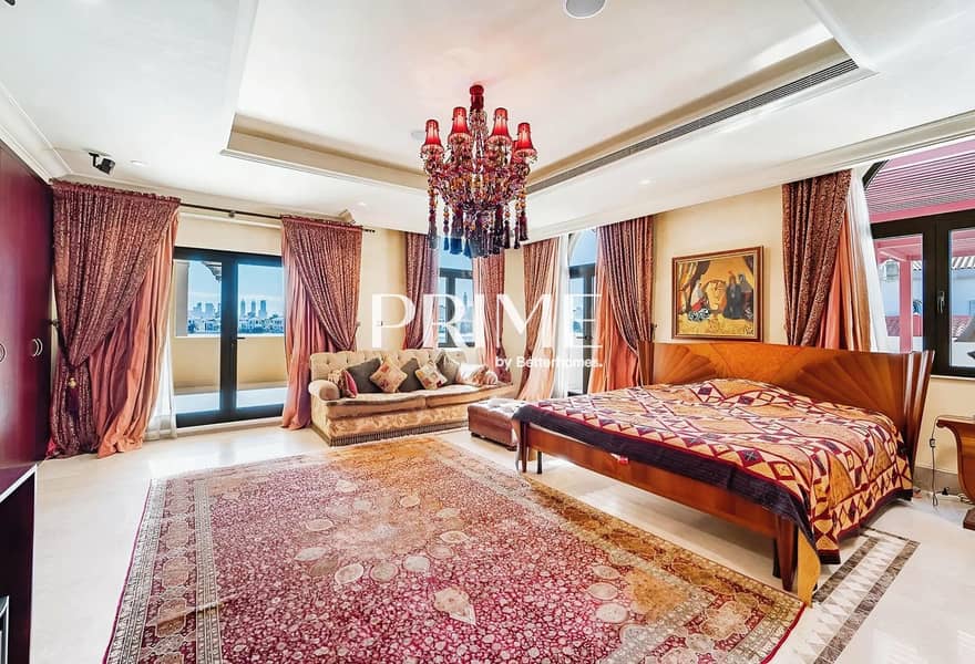 Vacant | Skyline View | Large Terrace