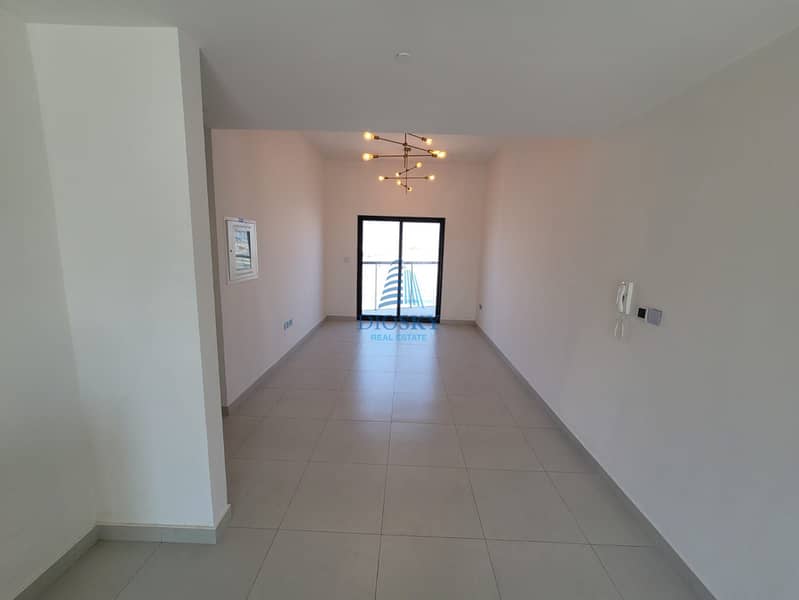 Spacious Apartment | Great Lay Out | Next to Exit