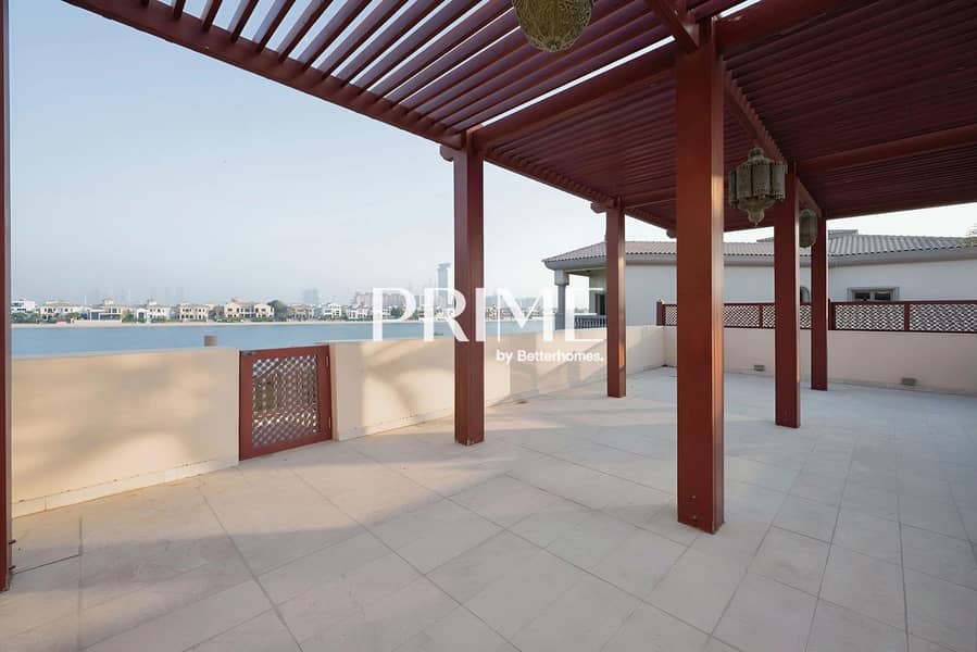 Vacant | Skyline View | Large Terrace - Image 9