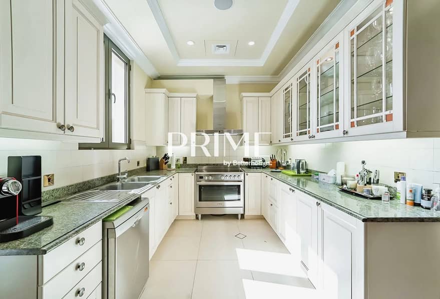 Vacant | Skyline View | Large Terrace - Image 21