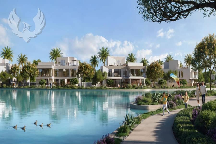 Exclusive 4-Bed TV with Private Pool / Single row