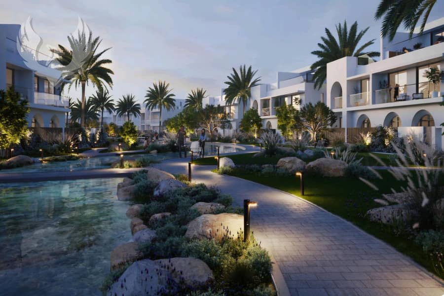 Exclusive 4-Bed TV with Private Pool / Single row - Image 8