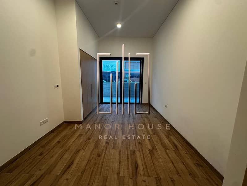 Huge Layout | Ready To Move | Amazing Amenities