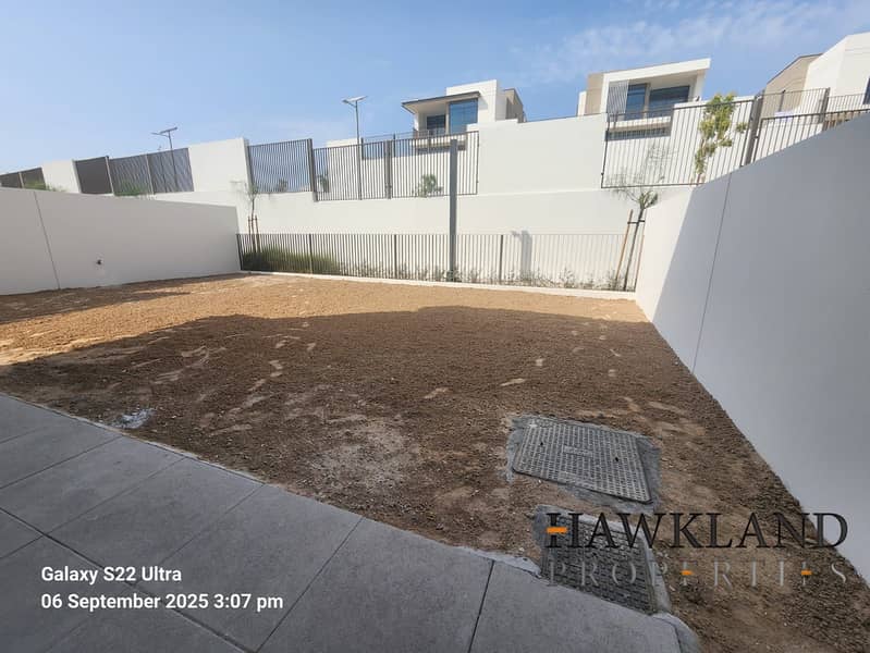 Brand New | Single Row | Big Garden - Image 24