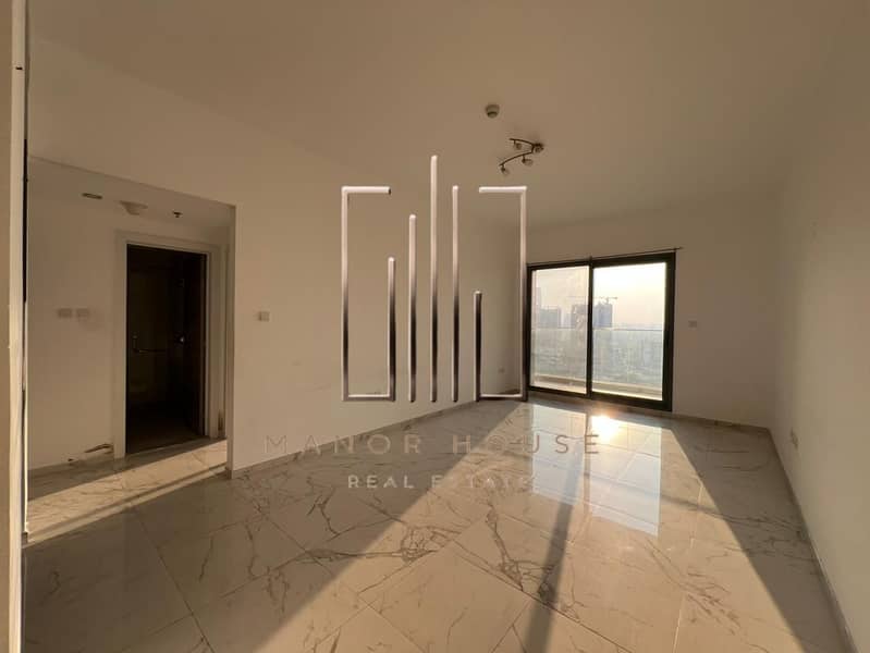 Big Layout | Excellent Amenities | Ready To Move