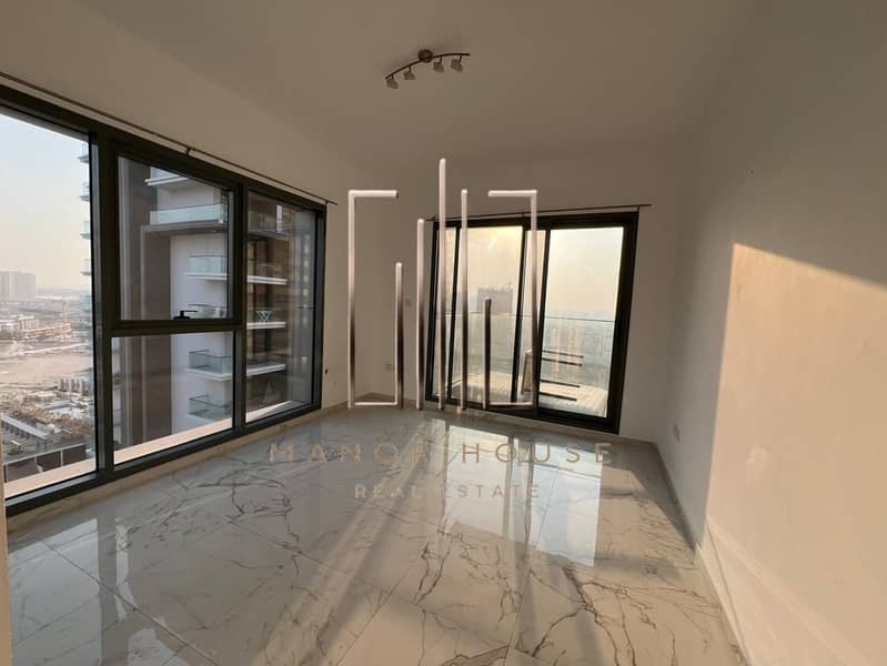 Big Layout | Excellent Amenities | Ready To Move - Image 9