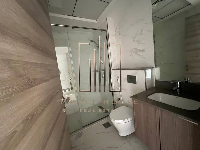 Big Layout | Excellent Amenities | Ready To Move - Image 12