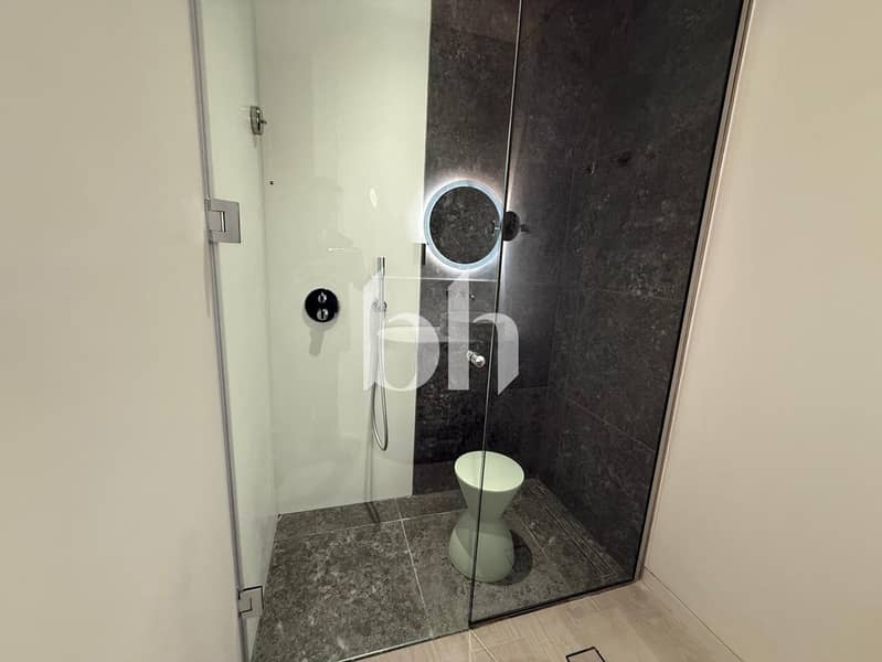 Burj View | Vacant | Furnished - Image 8