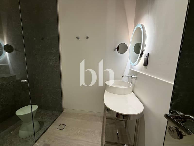 Burj View | Vacant | Furnished - Image 9