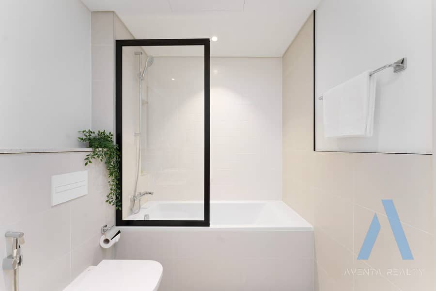 Amazing Views | Upgraded | Great Investment - Image 22