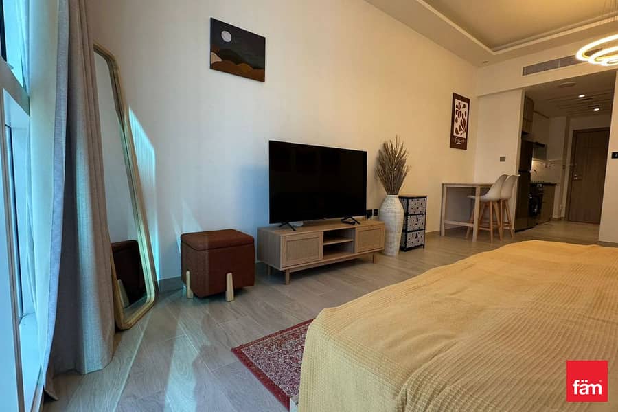 Fully Furnished | Vacant | Brand New