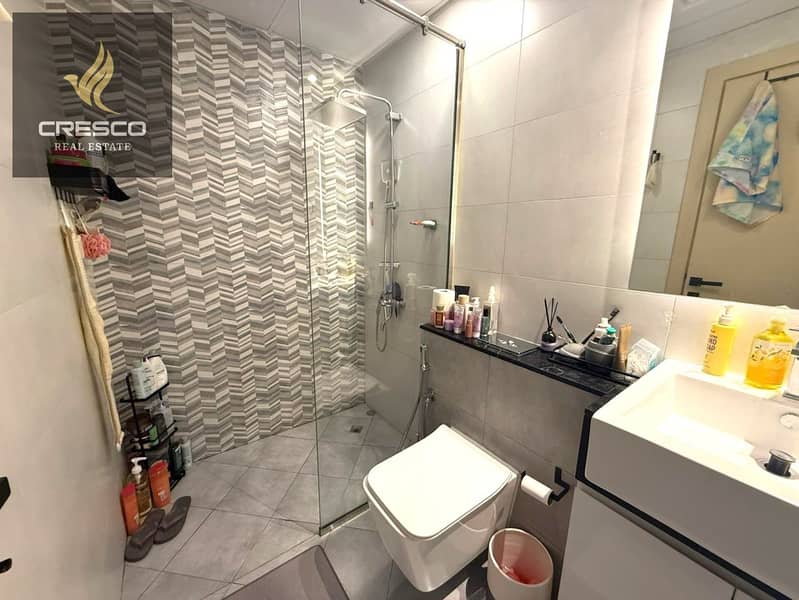 Best Views | Premium Furnished | Ready to Move - Image 19