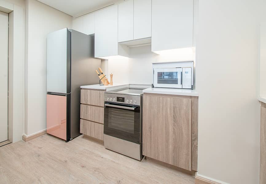 18 APT421MIRDIFHILLS15. png