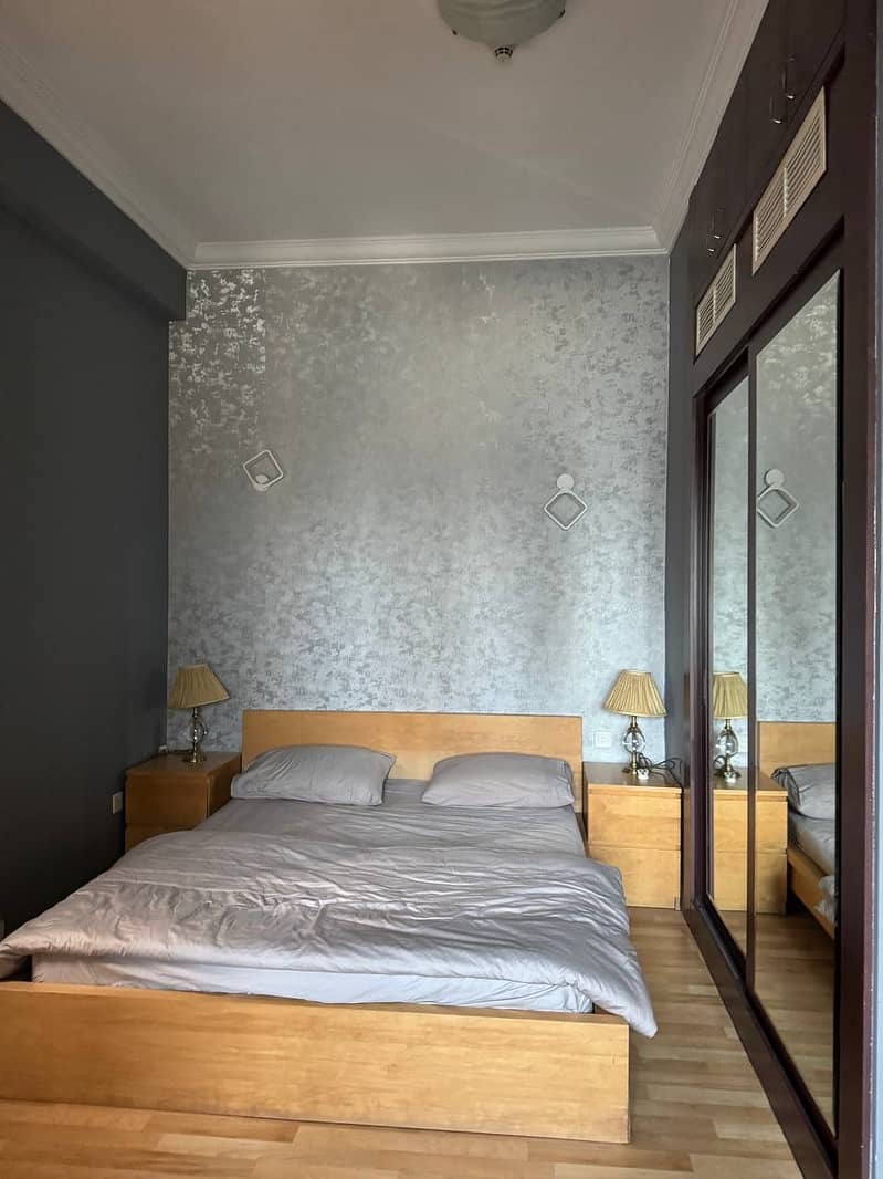 VACANT NOW | FURNISHED | NEAR METRO |