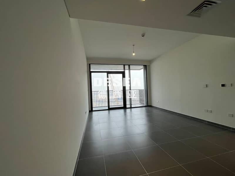 Vacant | High Floor | Creek View | Spacious Layout