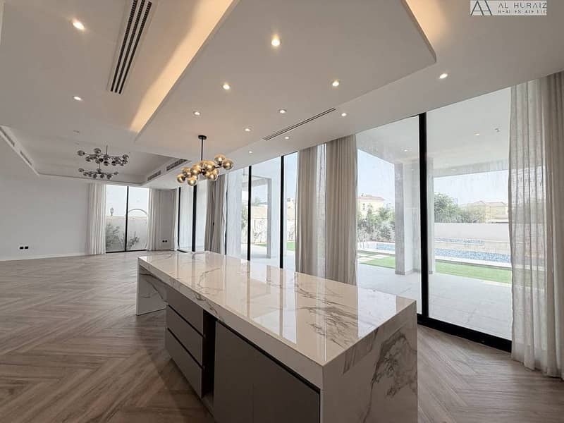 7BR Luxury Villa | Backing Park | G+2 | Ready