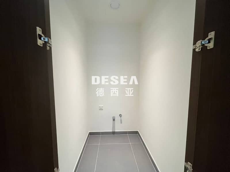 Vacant | High Floor | Creek View | Spacious Layout - Image 9