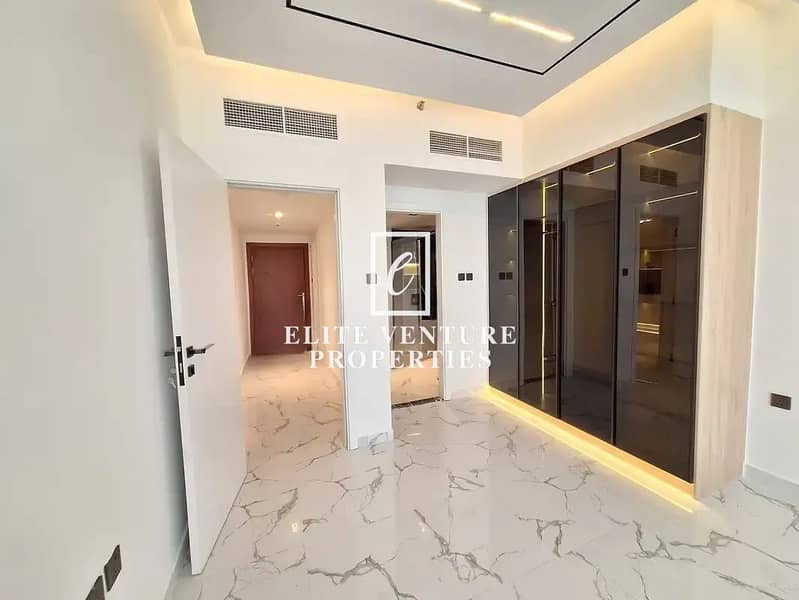 POOL VIEW | VACANT | SPACIOUS-1 BEDROOM APARTMENT