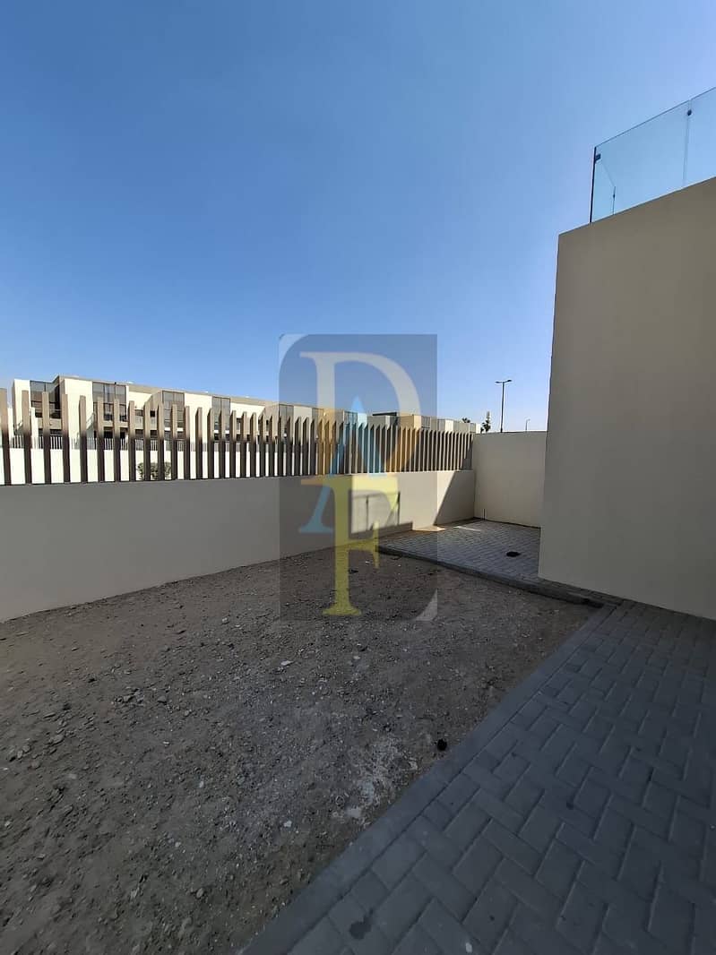 BRAND NEW TWO TOWNHOUSES NEXT TO EACH OTHER, VACANT 4B/R WITH MAID'S ROOM WITH PVT GARDEN