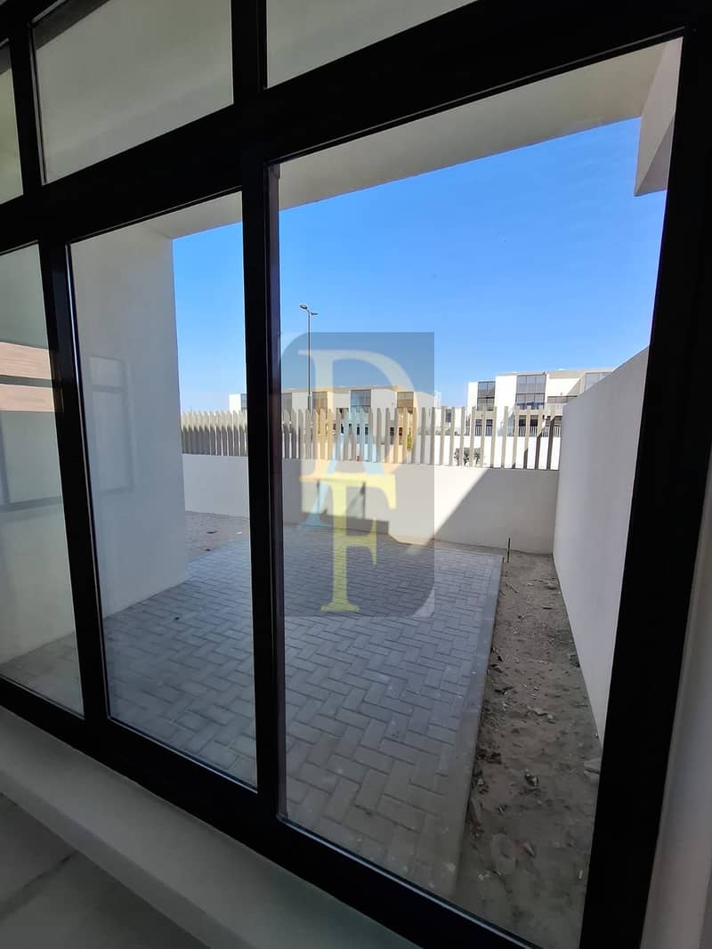 BRAND NEW TWO TOWNHOUSES NEXT TO EACH OTHER, VACANT 4B/R WITH MAID'S ROOM WITH PVT GARDEN - Image 6