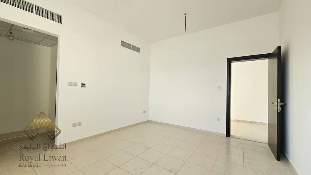 Brand New Villa | 5 BR+ Maids | Ready to | Corner Unit - Image 9