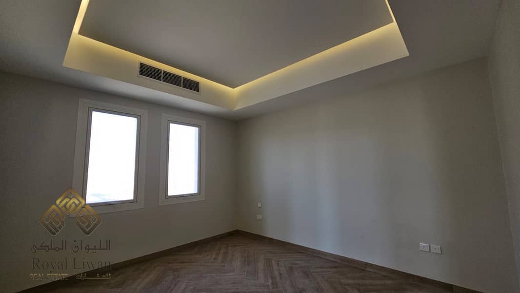 Brand New Villa | 5 BR+ Maids | Ready to | Corner Unit - Image 12