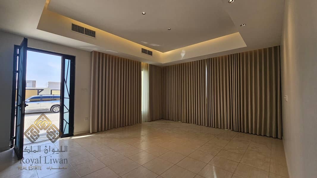 Brand New Villa | 5 BR+ Maids | Ready to | Corner Unit - Image 15