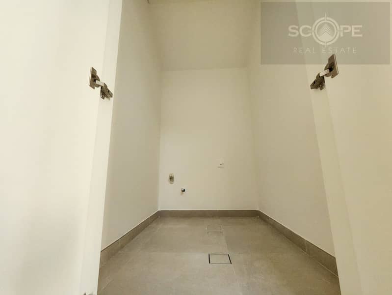 Outstanding Brand New 4 Bed Corner, Sin Row, Ranim - Image 8