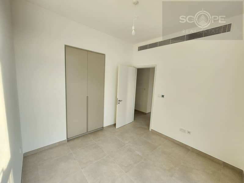 Outstanding Brand New 4 Bed Corner, Sin Row, Ranim - Image 11