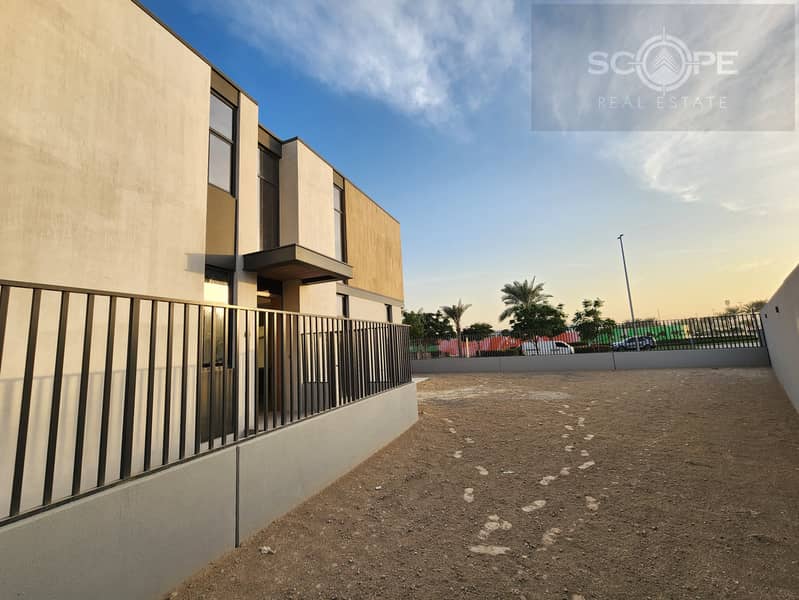 Outstanding Brand New 4 Bed Corner, Sin Row, Ranim - Image 15