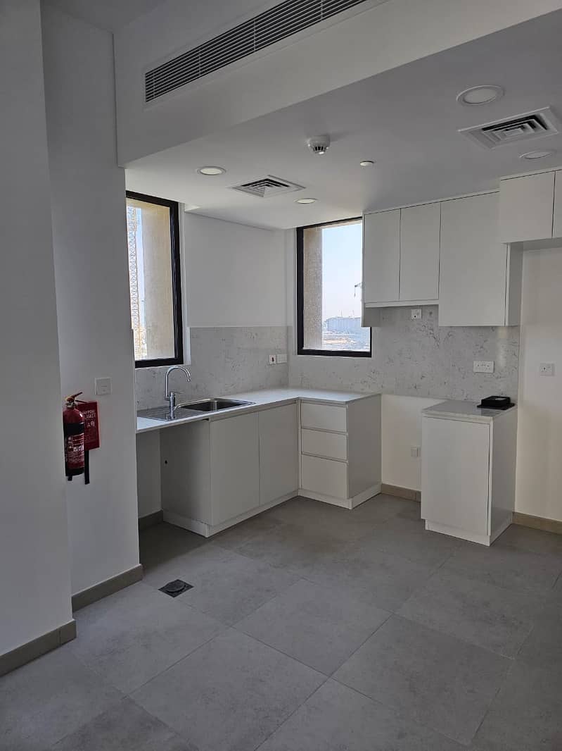 Brand New-Madinat Jumeirah Living - Image 19