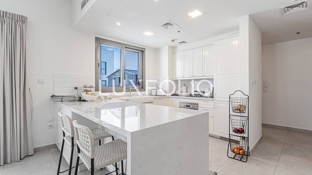 Large Terrace | Upgraded | VOT