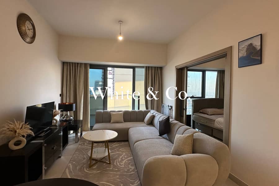 Available Now | Furnished | High Floor - Image 11