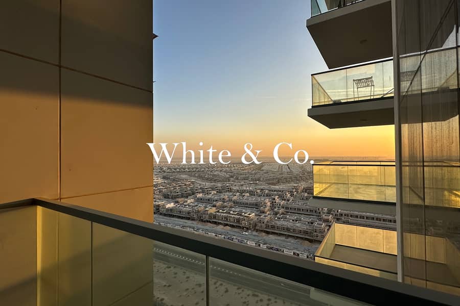 Available Now | Furnished | High Floor - Image 12