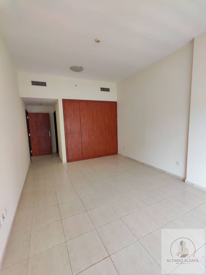 Spacious 1BHK | Huge Layout | 12 CHEQUE - Image 15