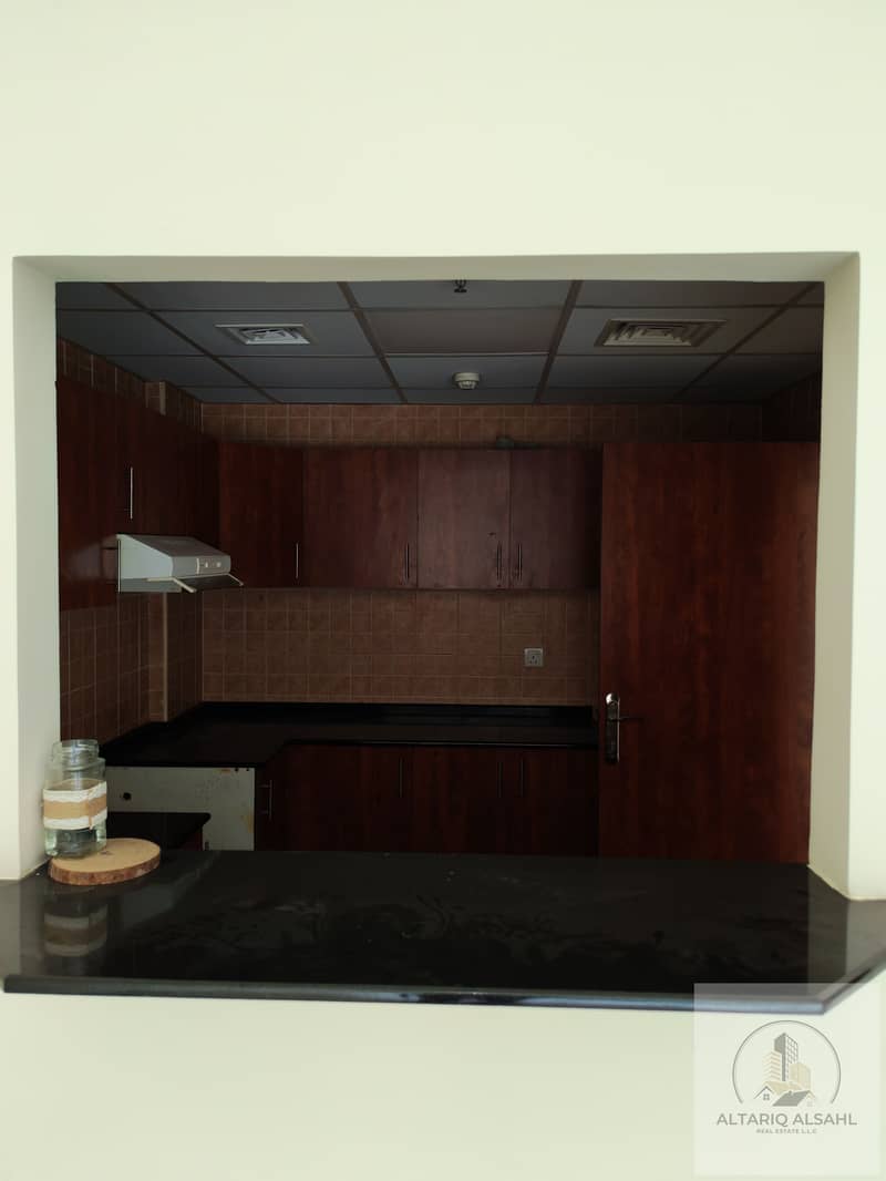 Spacious 1BHK | Huge Layout | 12 CHEQUE - Image 6