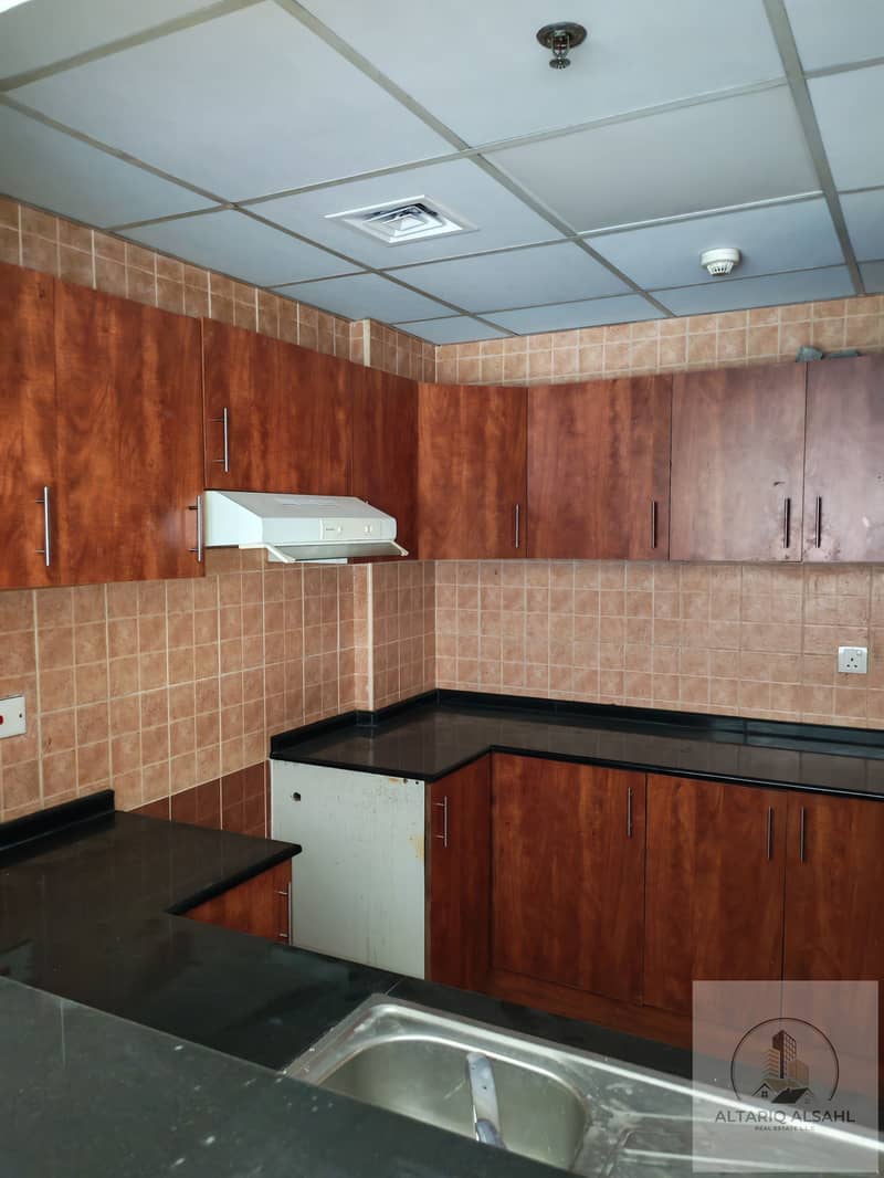 Spacious 1BHK | Huge Layout | 12 CHEQUE - Image 7