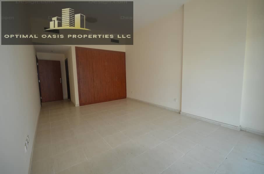 UNFURNISHED 1BHK | CHILLER FREE | MULTIPLE CHEQUES | IDEAL LOCATION