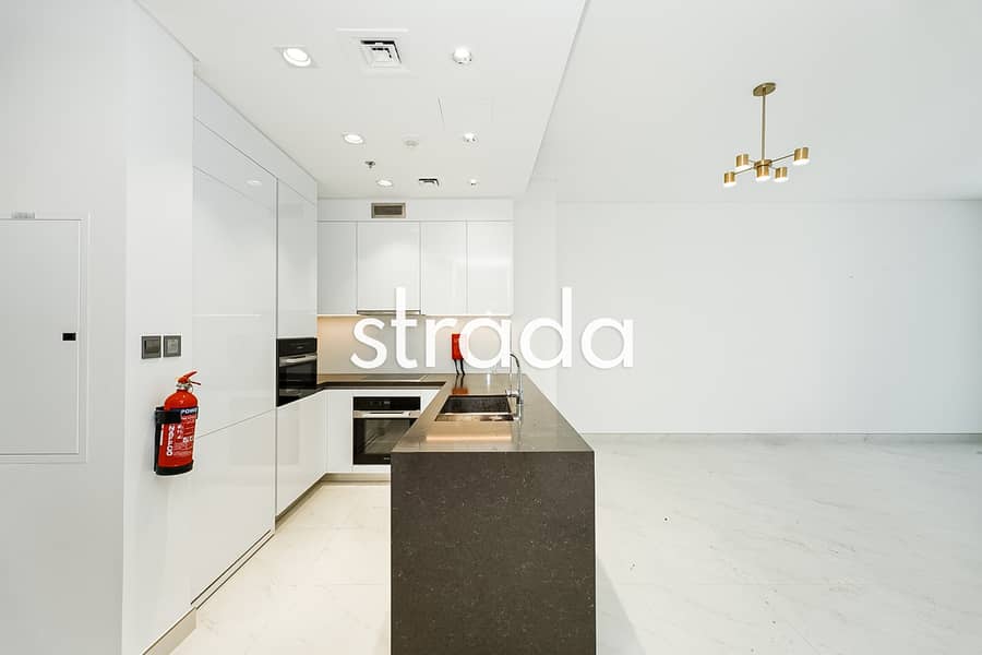 Building with Gym | Unfurnished | Exclusive - Image 6