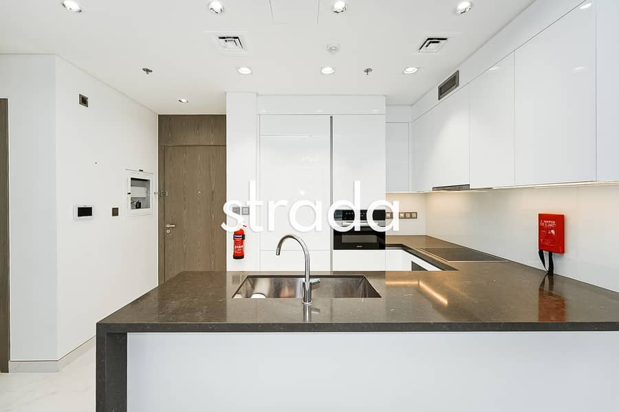 Building with Gym | Unfurnished | Exclusive - Image 7